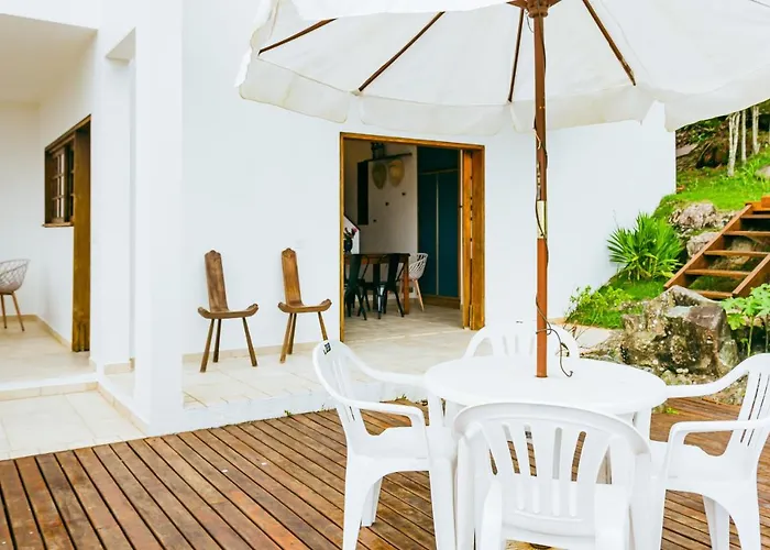 Casa Com Vista Mar Na Praia Do Quilombo Fs6338